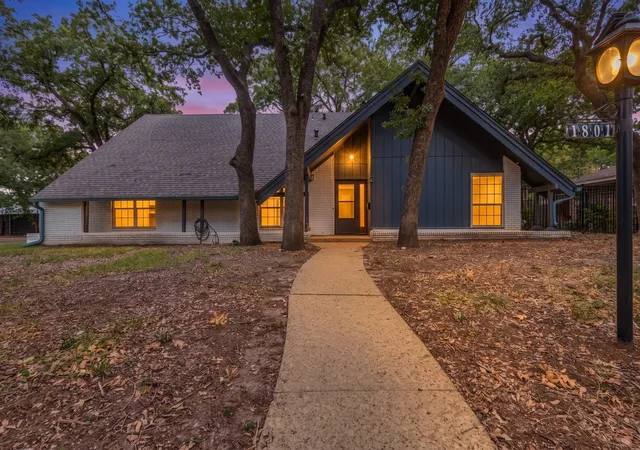 Photo 1 of Single family home for sale at 1801 Green Oaks Dr, Irving, TX 75061 | MLS# 21370827 | Listing updated on 2026-09-30