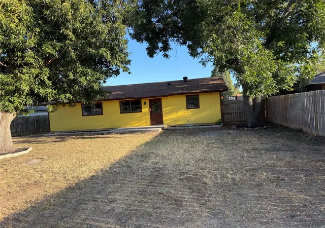 Photo 4 of Single family home for sale at 4403 Westridge Dr, Brownwood, TX 76801 | MLS# 21371008 | Listing updated on 2026-08-28