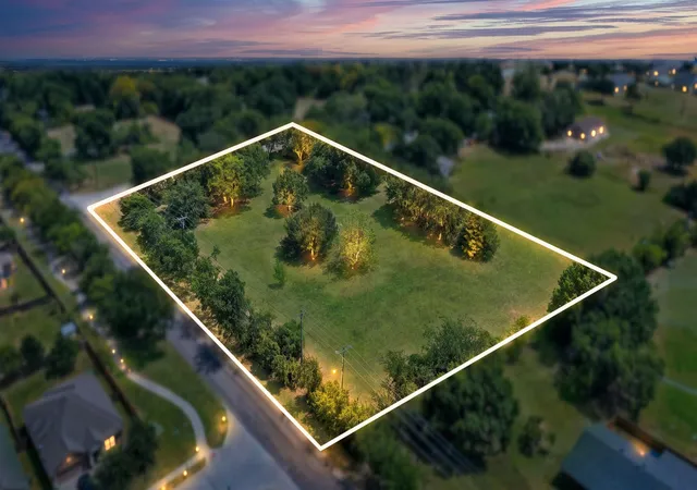 Photo 1 of Land for sale at 2301 Taylor Blvd, Anna, TX 75409 | MLS# 21369888 | Listing updated on 2026-10-02