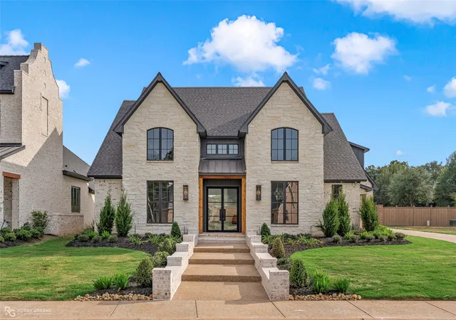 Photo 1 of Single family home for sale at 102 Overbrook Ln, Bossier City, LA 71111 | MLS# 21370946 | Listing updated on 2026-10-08
