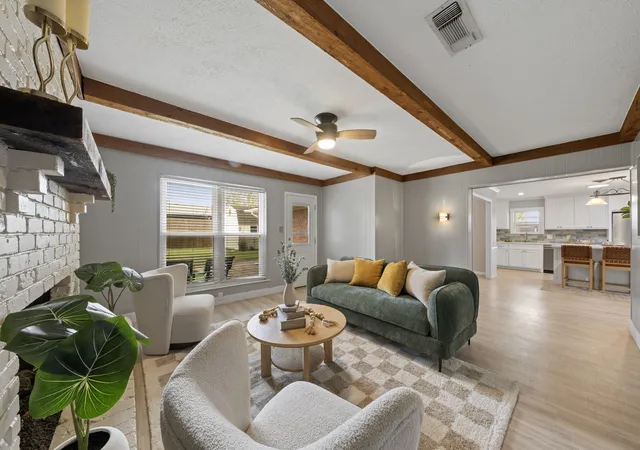 Photo 3 of Single family home for sale at 519 Staffordshire Dr, Irving, TX 75061 | MLS# 21370397 | Listing updated on 2026-08-29