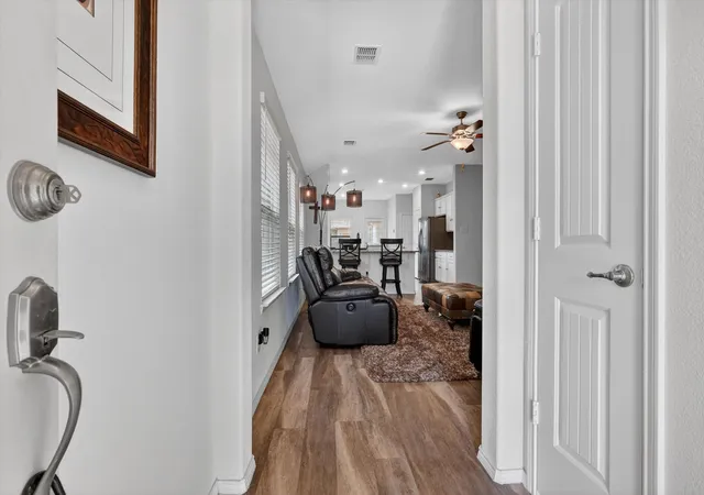 Photo 3 of Single family home for sale at 4027 Bighorn Dr, Heartland, TX 75126 | MLS# 21371166 | Listing updated on 2026-09-26