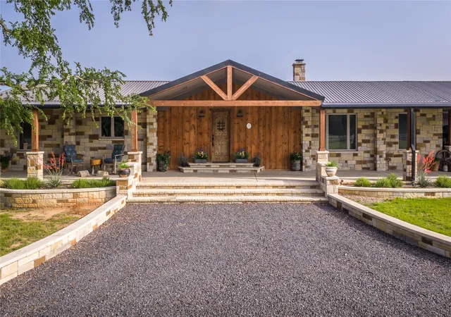 Photo 3 of Single family home for sale at 24183 B S Us 281, Hico, TX 76457 | MLS# 21367060 | Listing updated on 2026-08-30