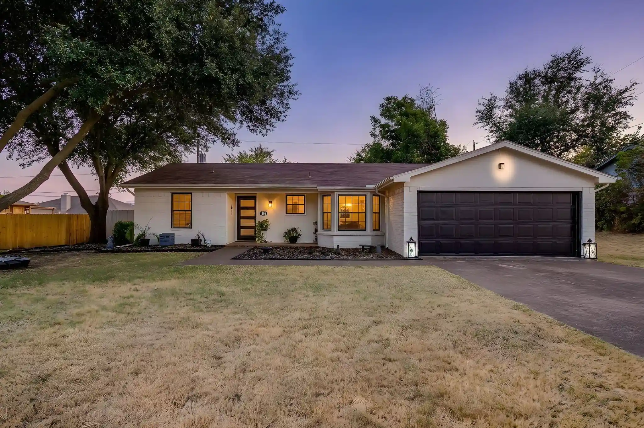 Photo 1 of Sale Pending at 1304 Augusta Rd, Benbrook, TX 76126 | MLS# 21364916 | Listing updated on 2026-10-28