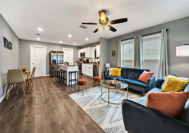 Photo 3 of Single family home for sale at 3508 N 23Rd St, Waco, TX 76708 | MLS# 21371208 | Listing updated on 2026-08-28