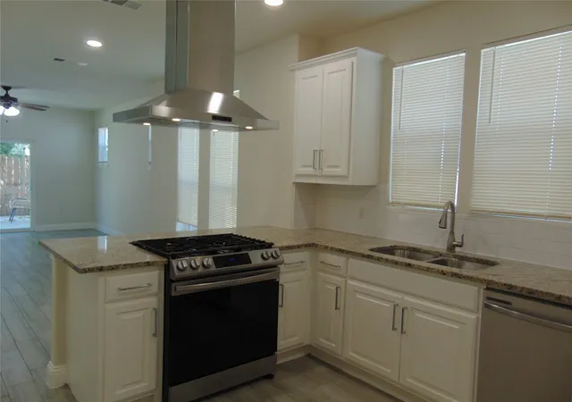 Photo 4 of Single family home for sale at 2239 Anderson St, Dallas, TX 75215 | MLS# 21371236 | Listing updated on 2026-08-28