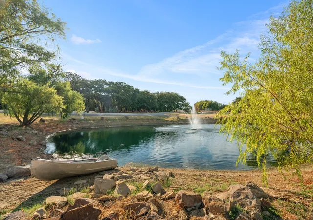 Photo 1 of Mansion for sale at 664 Manor Dr, Argyle, TX 76226 | MLS# 21368175 | Listing updated on 2026-10-05