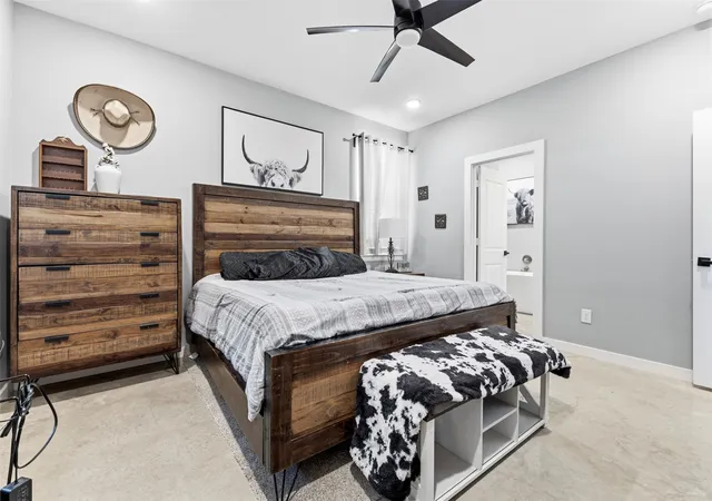 Photo 4 of Single family home for sale at 770 Section House Rd, Ennis, TX 75119 | MLS# 21370667 | Listing updated on 2026-08-30