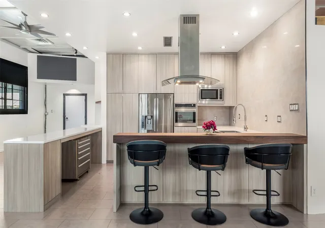 Photo 2 of Condo for sale at 215 N Walton St #9 & 11, Dallas, TX 75226 | MLS# 21370826 | Listing updated on 2026-08-28