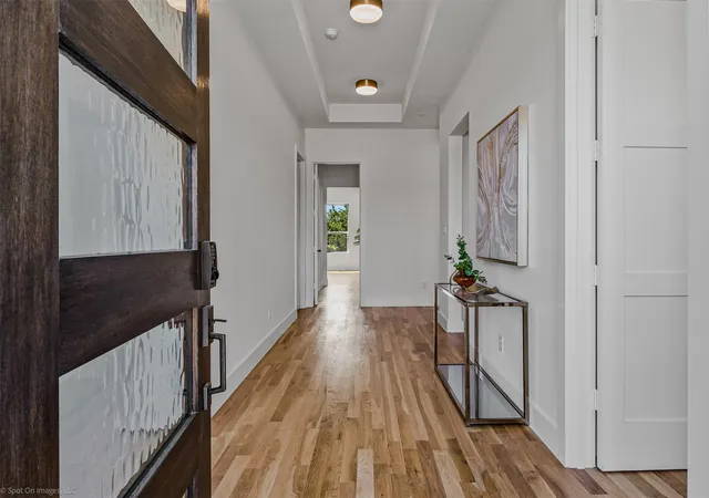 Photo 3 of Townhouse for sale at 1718 Governors Blvd, Heath, TX 75126 | MLS# 21370455 | Listing updated on 2026-08-28