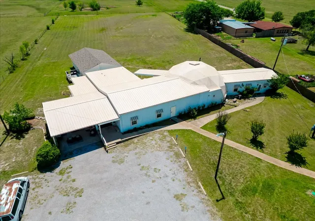Photo 2 of Multi family home for sale at 2530b Old Millsap Hwy, Mineral Wells, TX 76067 | MLS# 21357605 | Listing updated on 2026-08-28