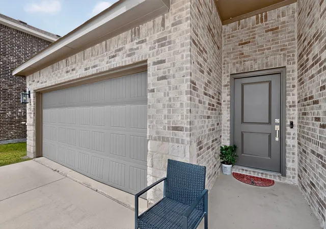 Photo 4 of Single family home for sale at 2607 Ontario Dr, Seagoville, TX 75159 | MLS# 21371246 | Listing updated on 2026-08-28
