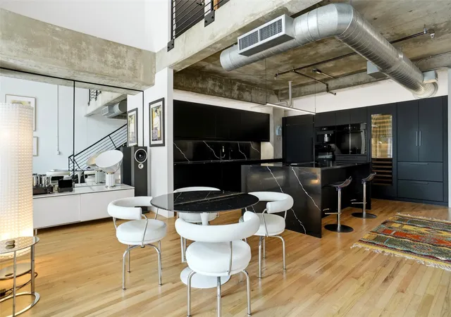Listing Photo 4 - Condo for sale at 2011 Cedar Springs, Unit 104 2011 Cedar Springs Rd, 2011 Cedar Springs, Dallas, TX 75201 | Built Year: 1999-1999