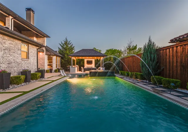Photo 3 of Single family home for sale at 10215 Blackenhurst Ln, Frisco, TX 75033 | MLS# 21371114 | Listing updated on 2026-08-30