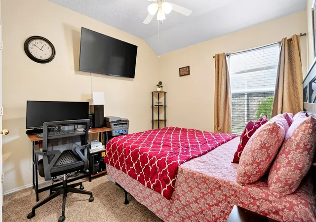 Photo 3 of Single family home for sale at 306 Branch Bnd, Euless, TX 76039 | MLS# 21370764 | Listing updated on 2026-08-30