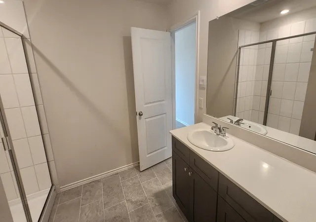 Photo 3 of Single family home for sale at 1134 Breezy Oak Dr, Josephine, TX 75173 | MLS# 21371400 | Listing updated on 2026-10-02
