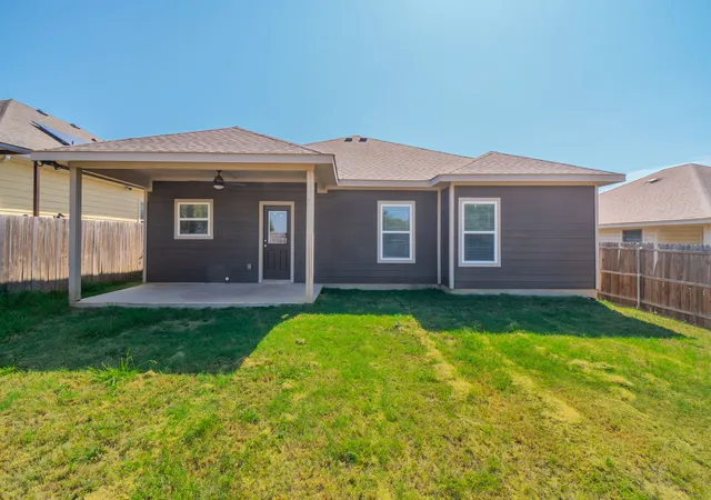 Photo 25 of Single family home for sale at 2016 Langston St, Fort Worth, TX 76105 | MLS# 21369019 | Listing updated on 2026-08-28