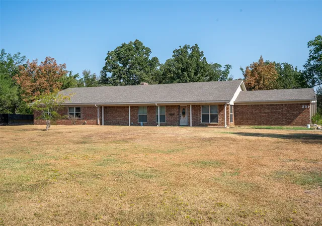 Photo 2 of Single family home for sale at 201 Shiloh Court, Sulphur Springs, TX 75482 | MLS# 21369783 | Listing updated on 2026-09-28