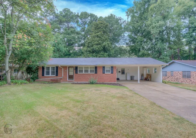 Photo 1 of Single family home for sale at 803 Drew Ln, Minden, LA 71055 | MLS# 21370726 | Listing updated on 2026-08-28