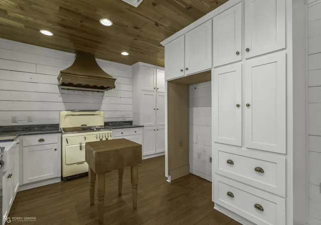 Photo 3 of Single family home for sale at 4114 Maryland Ave, Shreveport, LA 71106 | MLS# 21369334 | Listing updated on 2026-10-03