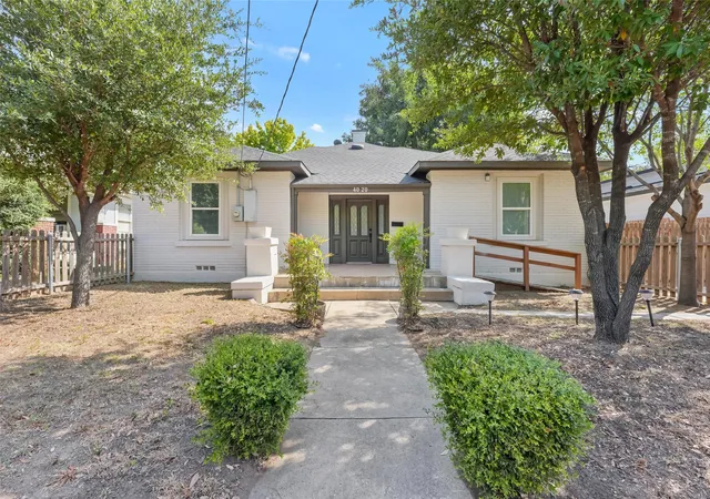 Photo 1 of Single family home for sale at 4020 Colonial Ave, Dallas, TX 75215 | MLS# 21371443 | Listing updated on 2026-09-20