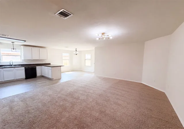 3rd image of 2011 Allyson Dr, Heartland, TX 75126 | MLS# 21371449
