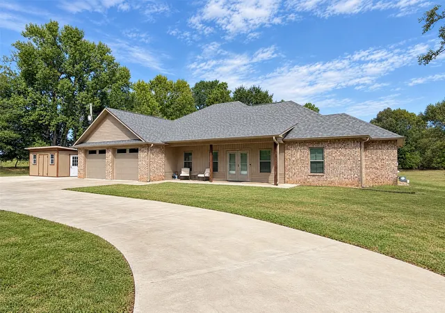 Photo 1 of Single family home for sale at 1100 Fm 992 N, De Kalb, TX 75559 | MLS# 21370064 | Listing updated on 2026-10-05