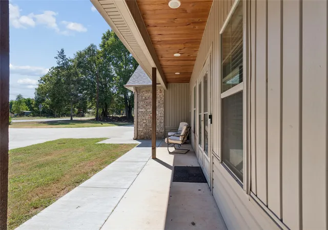Photo 2 of Single family home for sale at 1100 Fm 992 N, De Kalb, TX 75559 | MLS# 21370064 | Listing updated on 2026-10-05