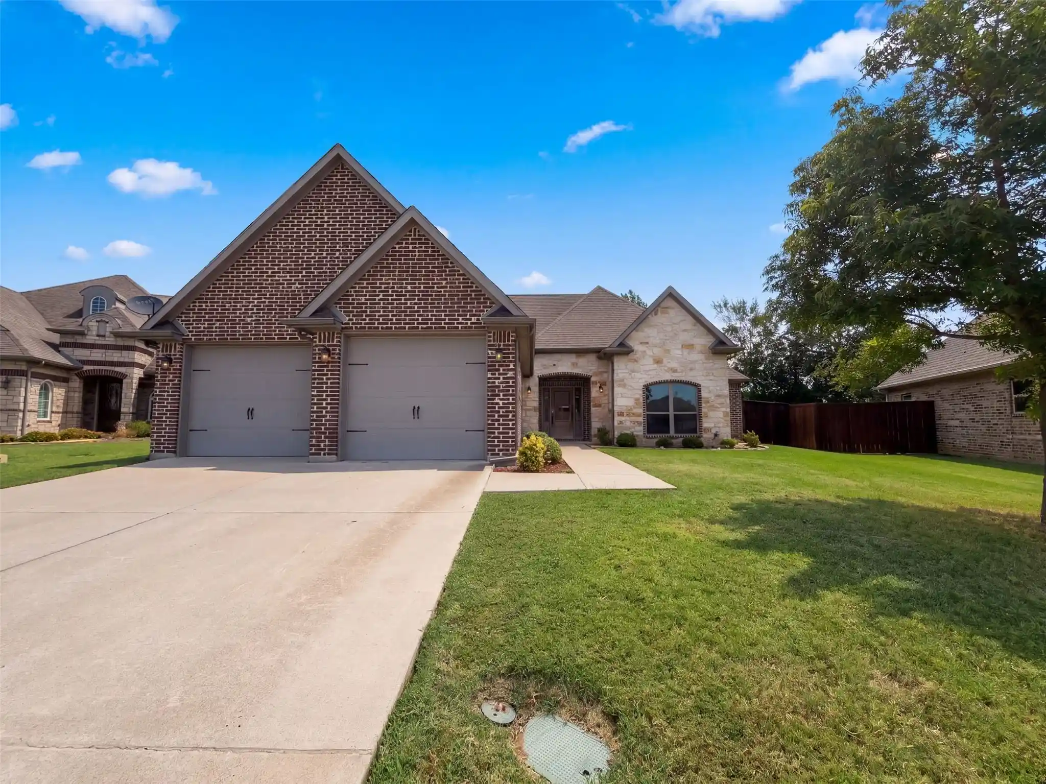 Single family home for sale at 3712 Magnolia Ct, Denison, TX 75020 | MLS# 21371516
