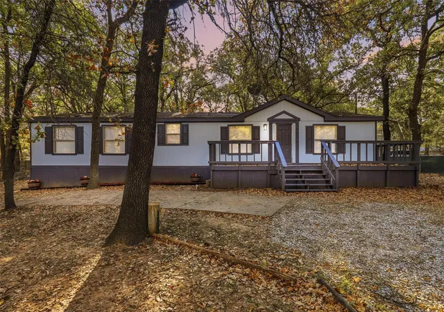 Photo 1 of Manufactured home for sale at 4631 Lyndi Ln, Granbury, TX 76049 | MLS# 21370933 | Listing updated on 2026-09-04