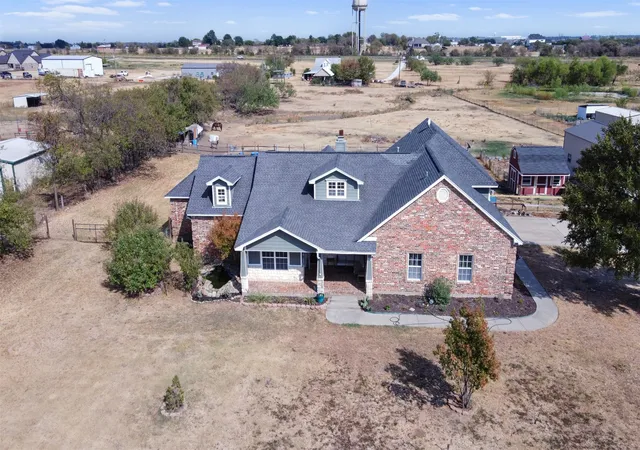 Photo 40 of Single family home for sale at 118 Fm 2450, Krum, TX 76249 | MLS# 21371198 | Listing updated on 2026-10-08