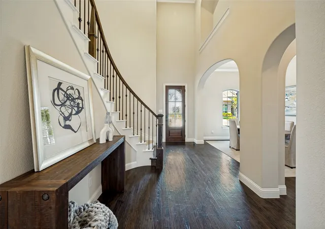 Photo 4 of Single family home for sale at 2817 Links, The Colony, TX 75056 | MLS# 21371333 | Listing updated on 2026-10-08