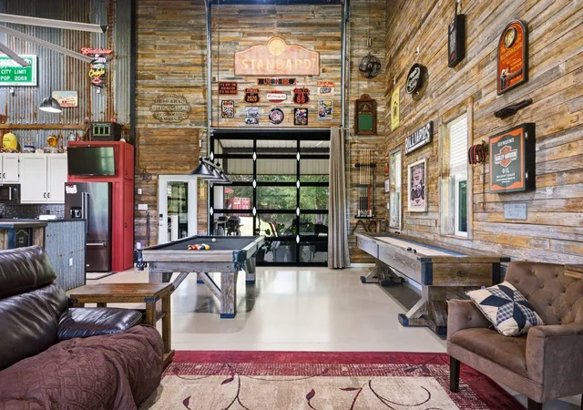 Photo 3 of House for sale at 12842 Fm 838, Overton, TX 75684 | MLS# 21367582 | Listing updated on 2026-08-28