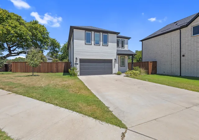 Photo 1 of Single family home for sale at 4539 Hogans Alley Dr, Arlington, TX 76001 | MLS# 21365683 | Listing updated on 2026-08-28