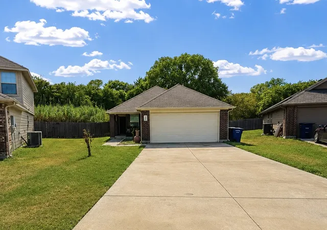 Photo 3 of Single family home for sale at 12802 Kyla Jean Ct, Dallas, TX 75253 | MLS# 21361038 | Listing updated on 2026-08-28