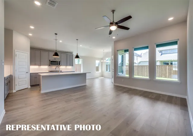Photo 3 of Single family home for sale at 16436 Thistle Bend Dr, Justin, TX 76247 | MLS# 21371258 | Listing updated on 2026-08-28