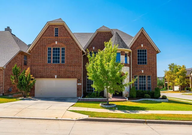 Photo 1 of Single family home for sale at 10224 Paintbrush Dr, Fort Worth, TX 76244 | MLS# 21368504 | Listing updated on 2026-08-28