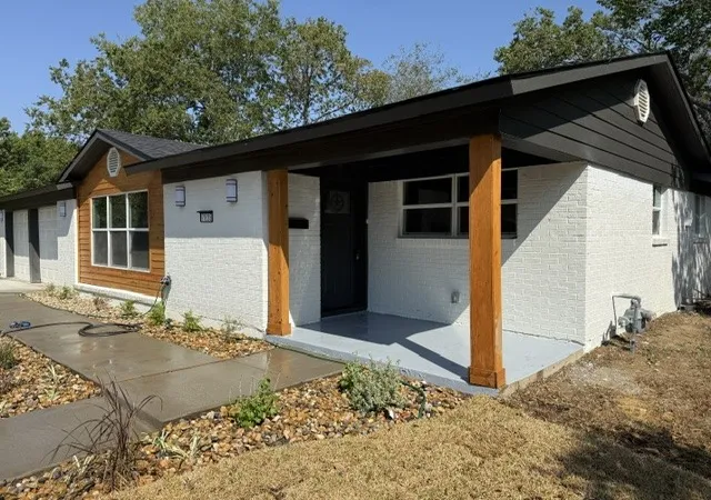 Photo 3 of Sale Pending at 7905 Standley St, North Richland Hills, TX 76180 | MLS# 21369541 | Listing updated on 2026-10-03