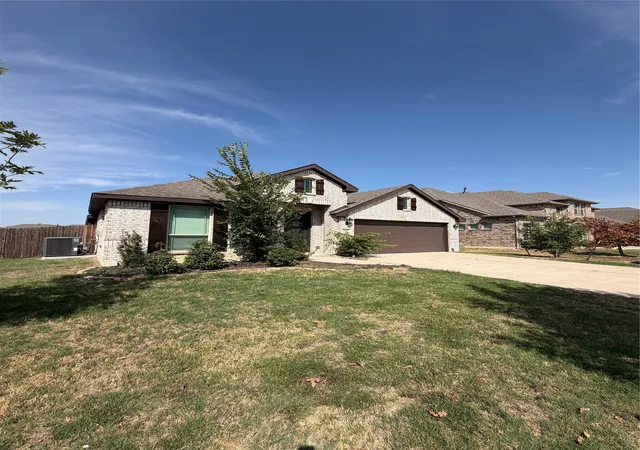 Photo 2 of Single family home for sale at 1507 Nighthawk Ln, Mansfield, TX 76063 | MLS# 21371588 | Listing updated on 2026-09-21