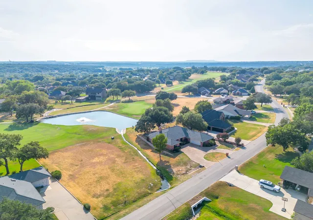 Photo 2 of Single family home for sale at 8810 Bellechase Rd, Granbury, TX 76049 | MLS# 21371562 | Listing updated on 2026-10-07