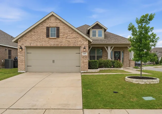 Photo 1 of Single family home for sale at 1545 Seminole Dr, Forney, TX 75126 | MLS# 21371608 | Listing updated on 2026-09-29