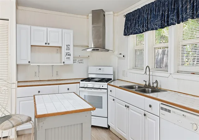 Photo 4 of Single family home for sale at 45 Country Pl Ln, Valley View, TX 76272 | MLS# 21367791 | Listing updated on 2026-08-29