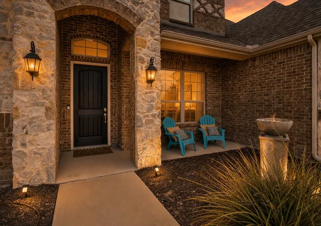 Photo 3 of Single family home for sale at 618 Stampede Run, Mc Lendon Chisholm, TX 75032 | MLS# 21370507 | Listing updated on 2026-08-30