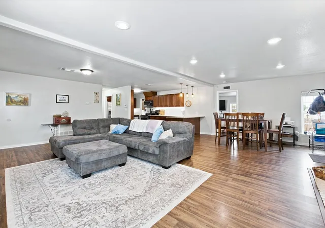 Photo 3 of Single family home for sale at 408 Inwood Rd, Azle, TX 76020 | MLS# 21371649 | Listing updated on 2026-08-28