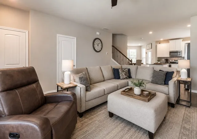 Photo 4 of Single family home for sale at 1200 Keswick Dr, Van Alstyne, TX 75495 | MLS# 21367254 | Listing updated on 2026-08-29