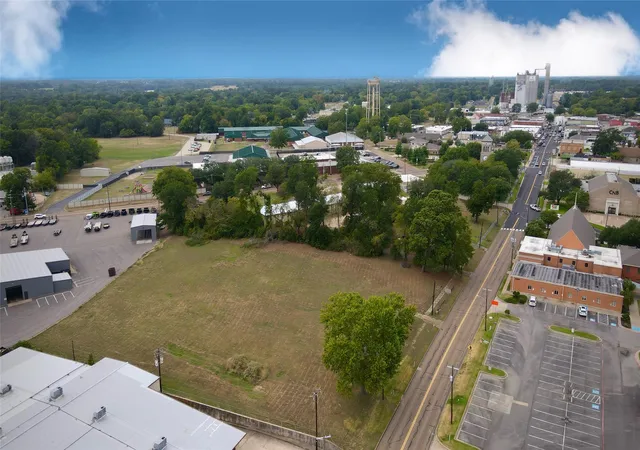 Photo 3 of Land for sale at 325 Jefferson St, Pittsburg, TX 75686 | MLS# 21371683 | Listing updated on 2026-08-28