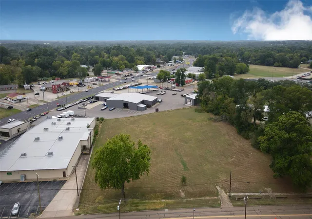 Photo 3 of Land for sale at 325 Jefferson St, Pittsburg, TX 75686 | MLS# 21371683 | Listing updated on 2026-08-28