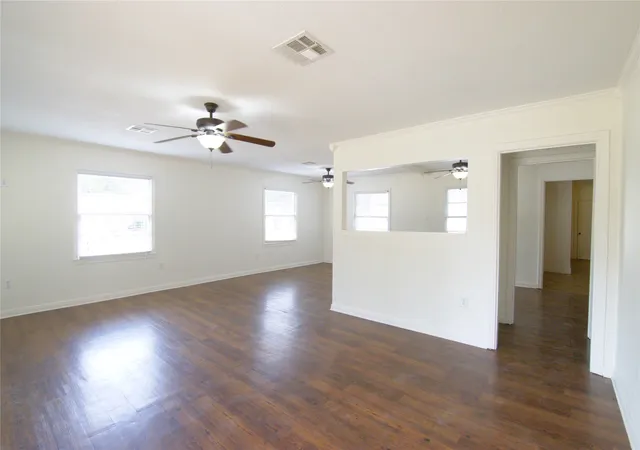 Photo 3 of Single family home for sale at 101 Easy St, Valley Mills, TX 76689 | MLS# 21367515 | Listing updated on 2026-08-30