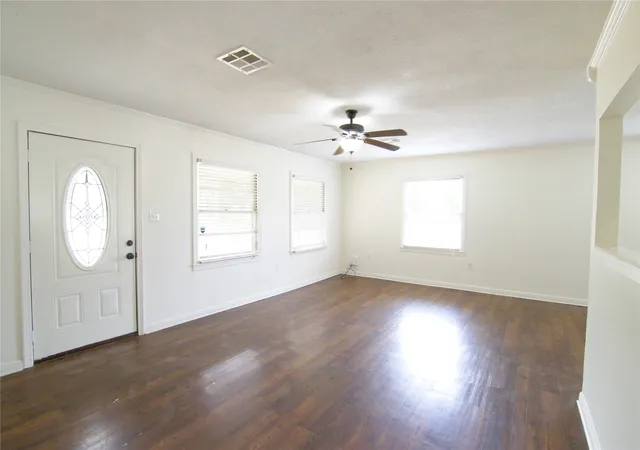 Photo 3 of Single family home for sale at 101 Easy St, Valley Mills, TX 76689 | MLS# 21367515 | Listing updated on 2026-08-30