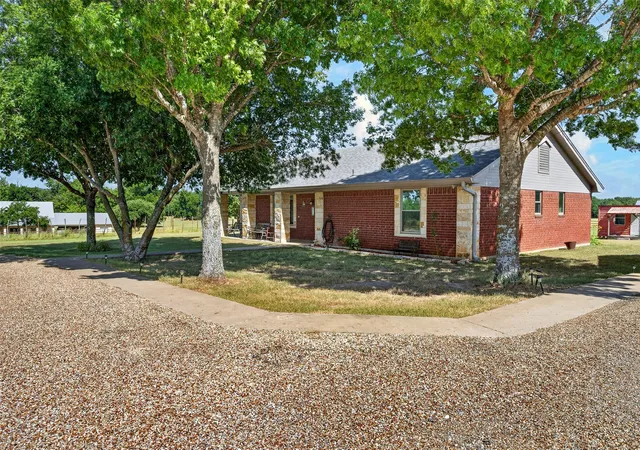 Photo 3 of Single family home for sale at 11121 E Hwy 84, Gatesville, TX 76528 | MLS# 21364563 | Listing updated on 2026-10-04